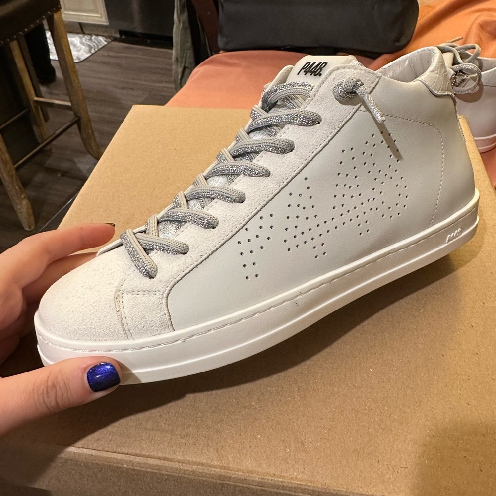 P448 John Mid Sneaker
